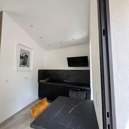 Le Charme Des Bois Apartment Alès Exterior foto